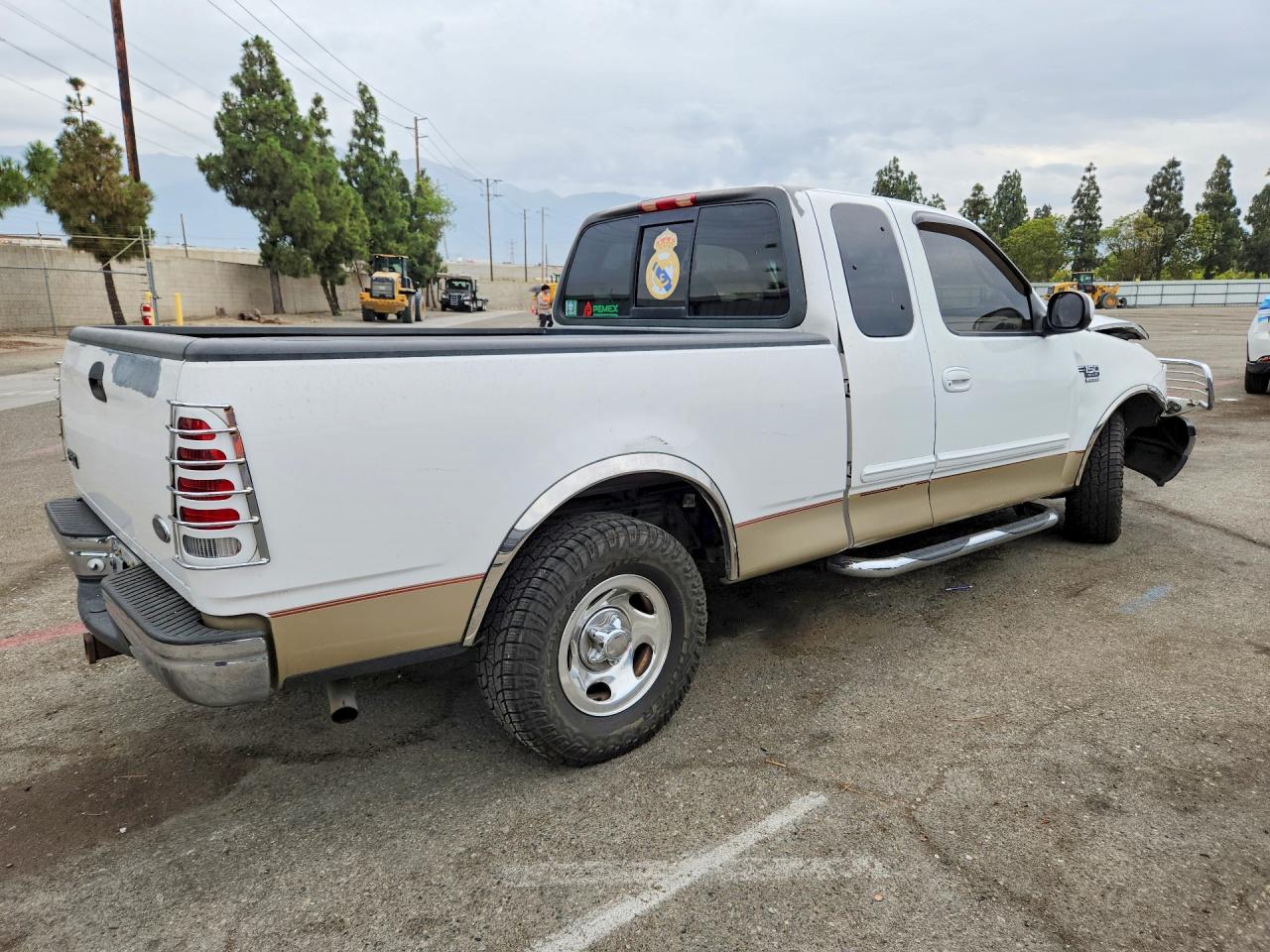 2000 Ford F150 Белый vin: 1FTRX17WXYKA51623