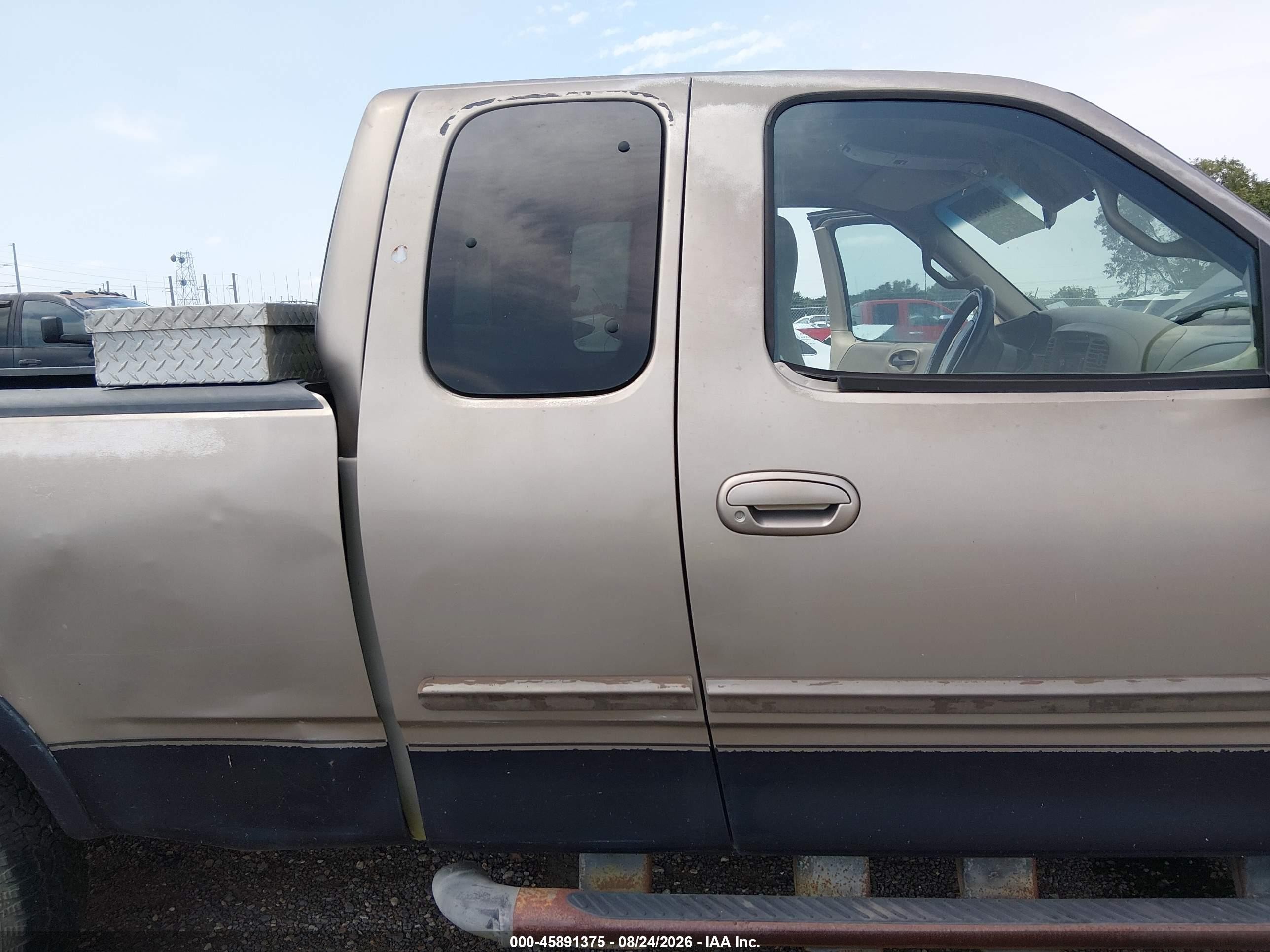 2001 Ford F-150 Lariat/xl/xlt Tan vin: 1FTRX18L01NA37092