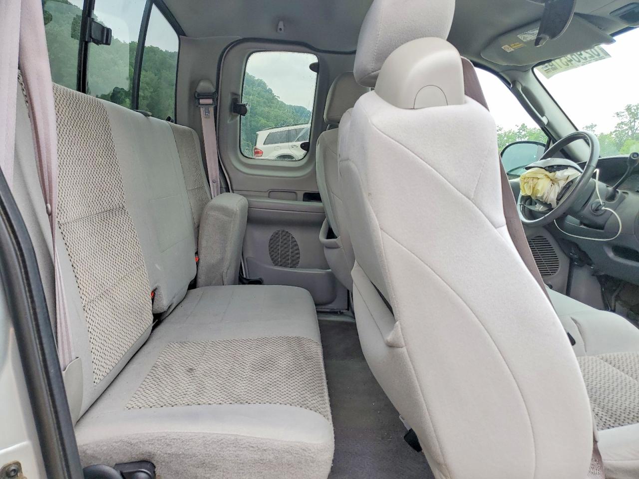 2003 Ford F150 Gray vin: 1FTRX18L03NA92385