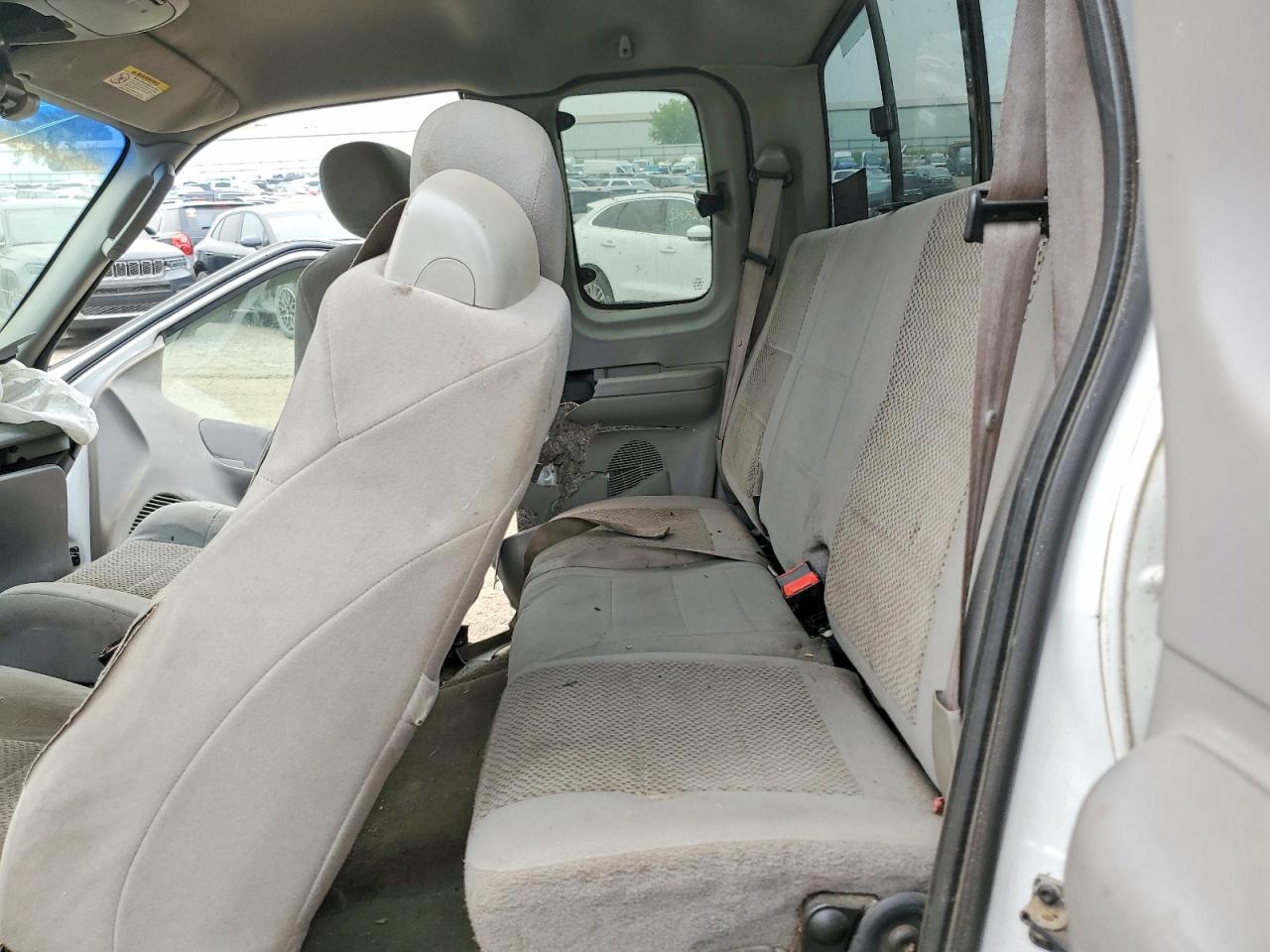 2003 Ford F150 White vin: 1FTRX18L03NB42928