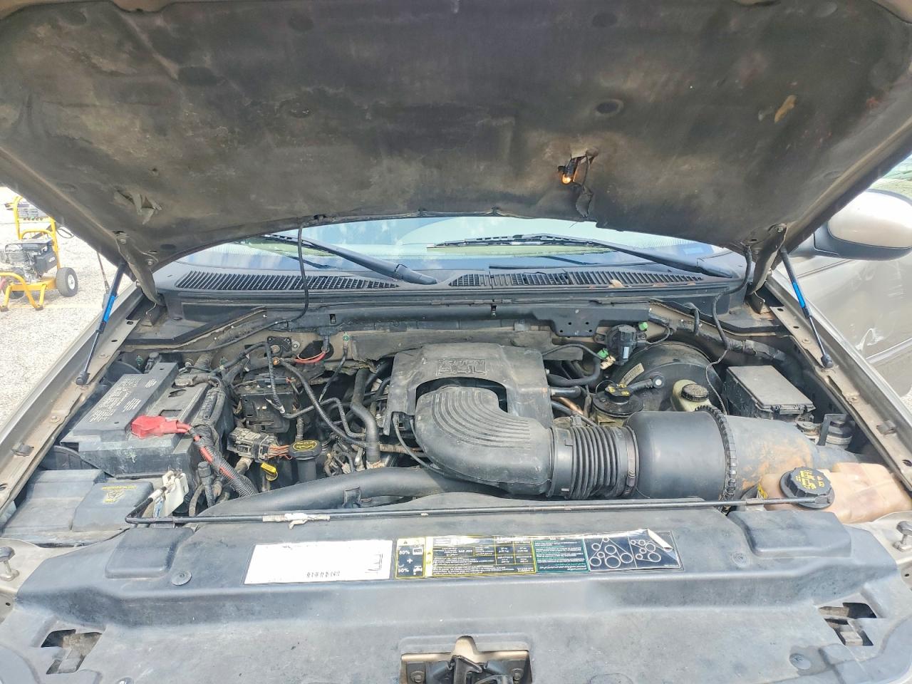 2003 Ford F150 Gold vin: 1FTRX18L03NB76660