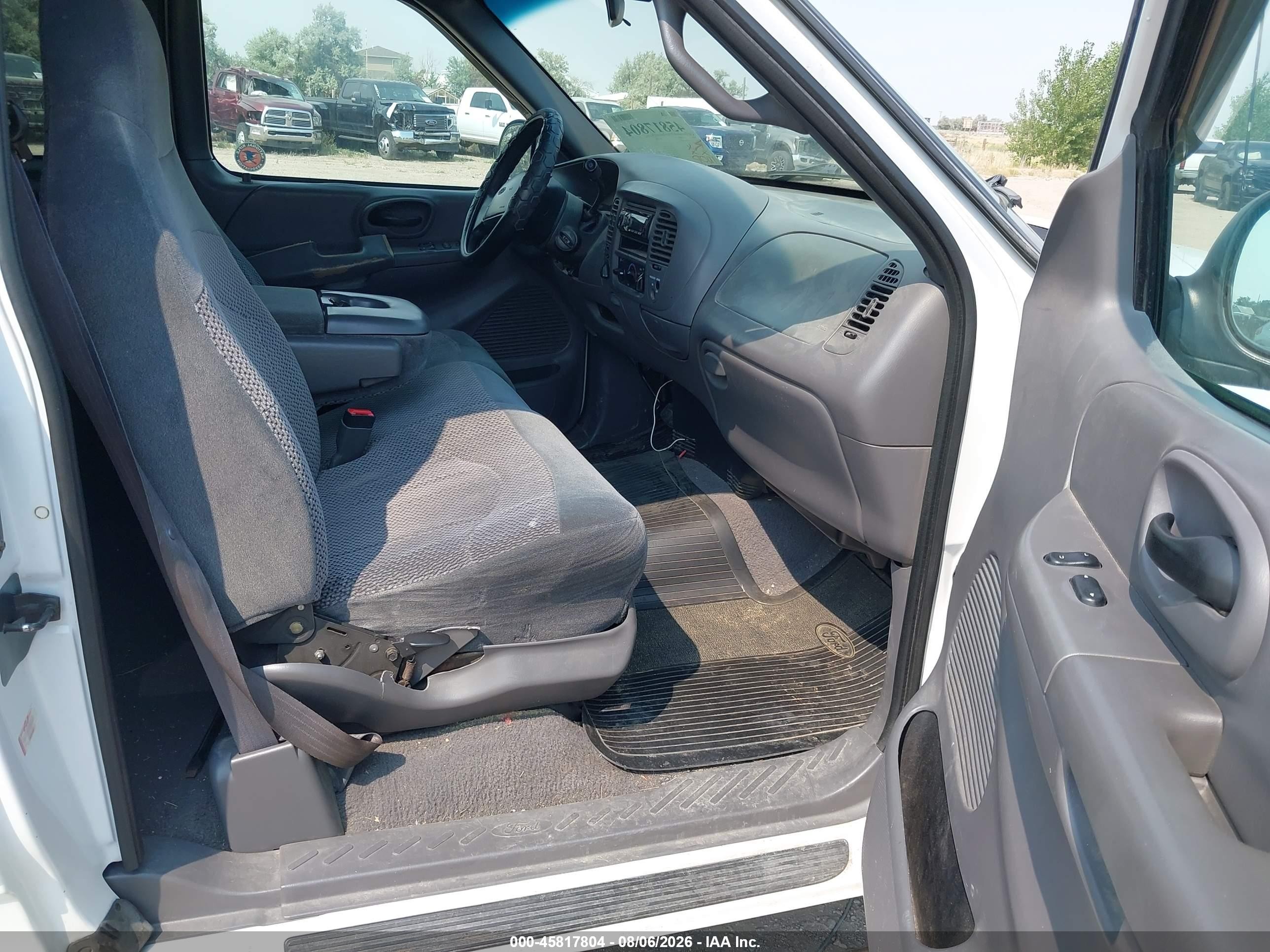 1999 Ford F-150 Lariat/xl/xlt White vin: 1FTRX18L0XNB88202