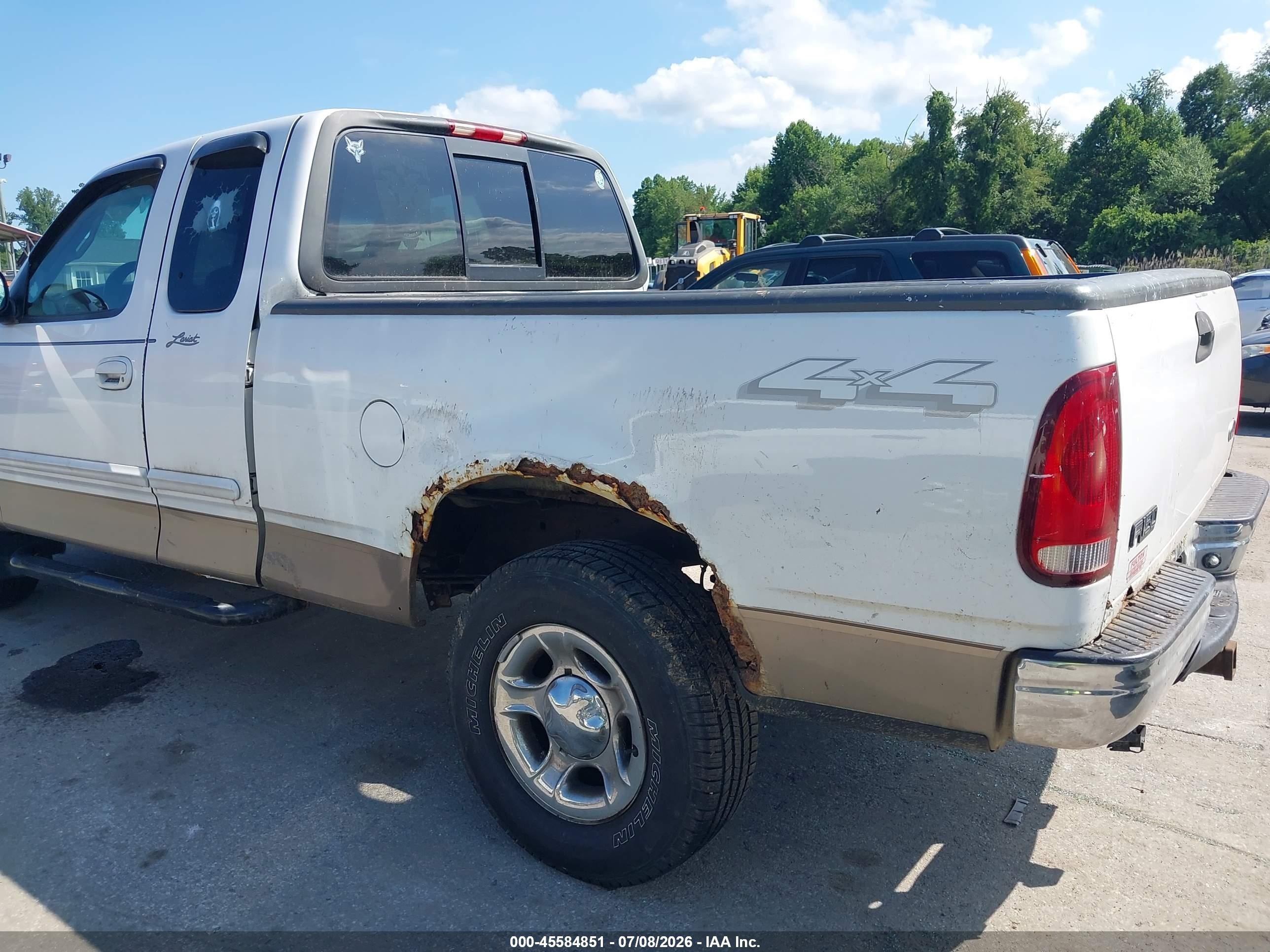 2001 Ford F-150 Lariat/xl/xlt White vin: 1FTRX18L11NB06582