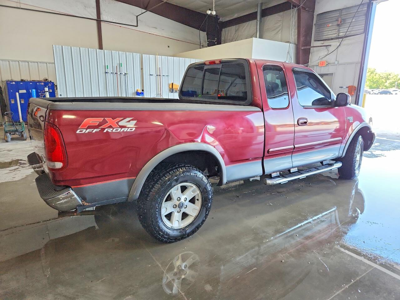 2003 Ford F150 Maroon vin: 1FTRX18L13NA78799