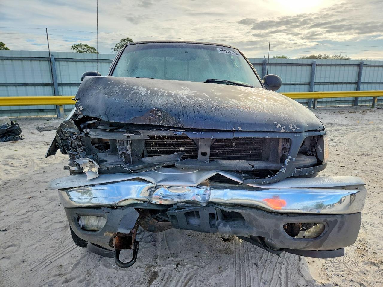 2003 Ford F150 Black vin: 1FTRX18L33NB17232