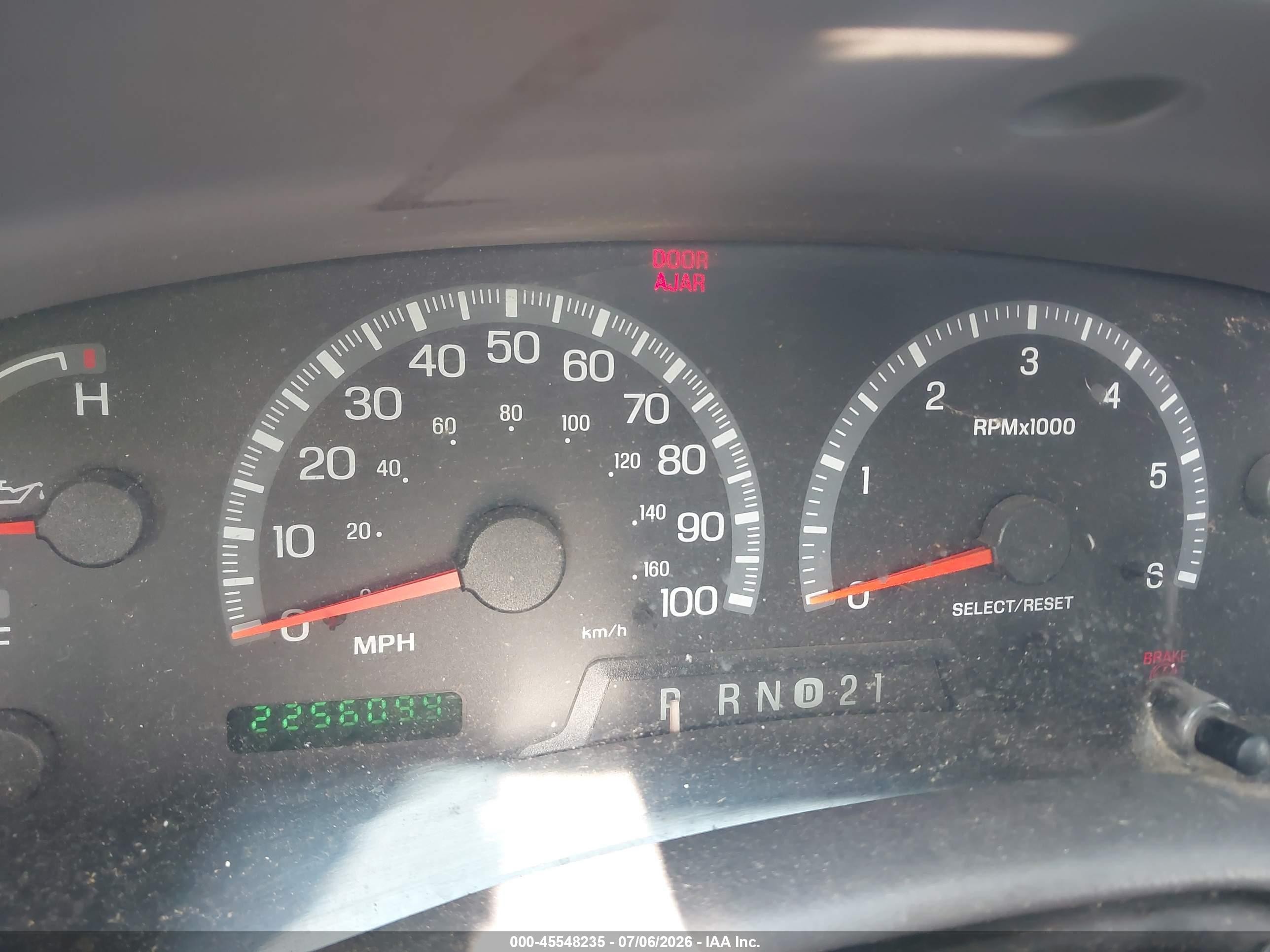 2003 Ford F-150 Lariat/xl/xlt White vin: 1FTRX18L33NB80556