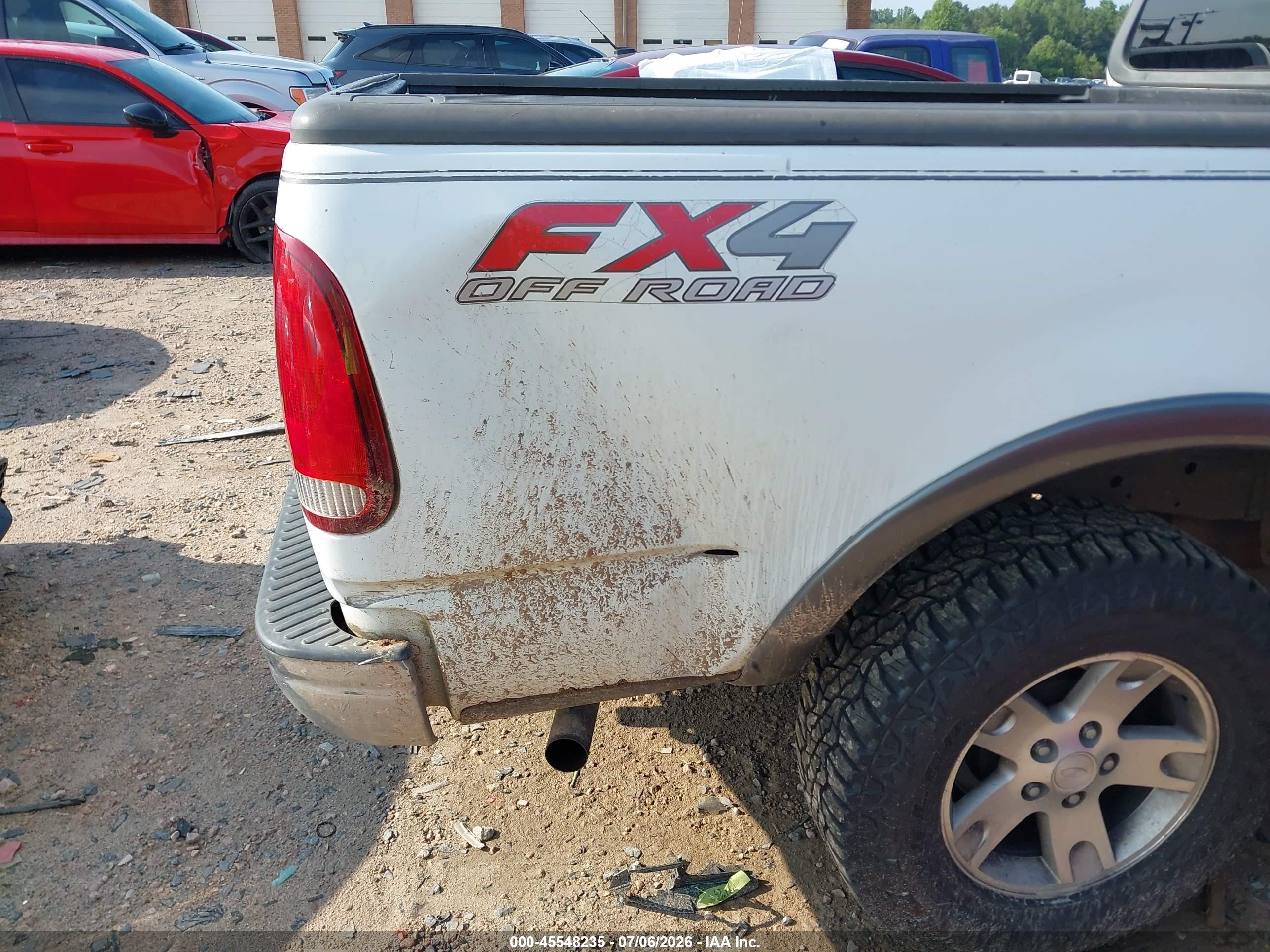 2003 Ford F-150 Lariat/xl/xlt White vin: 1FTRX18L33NB80556
