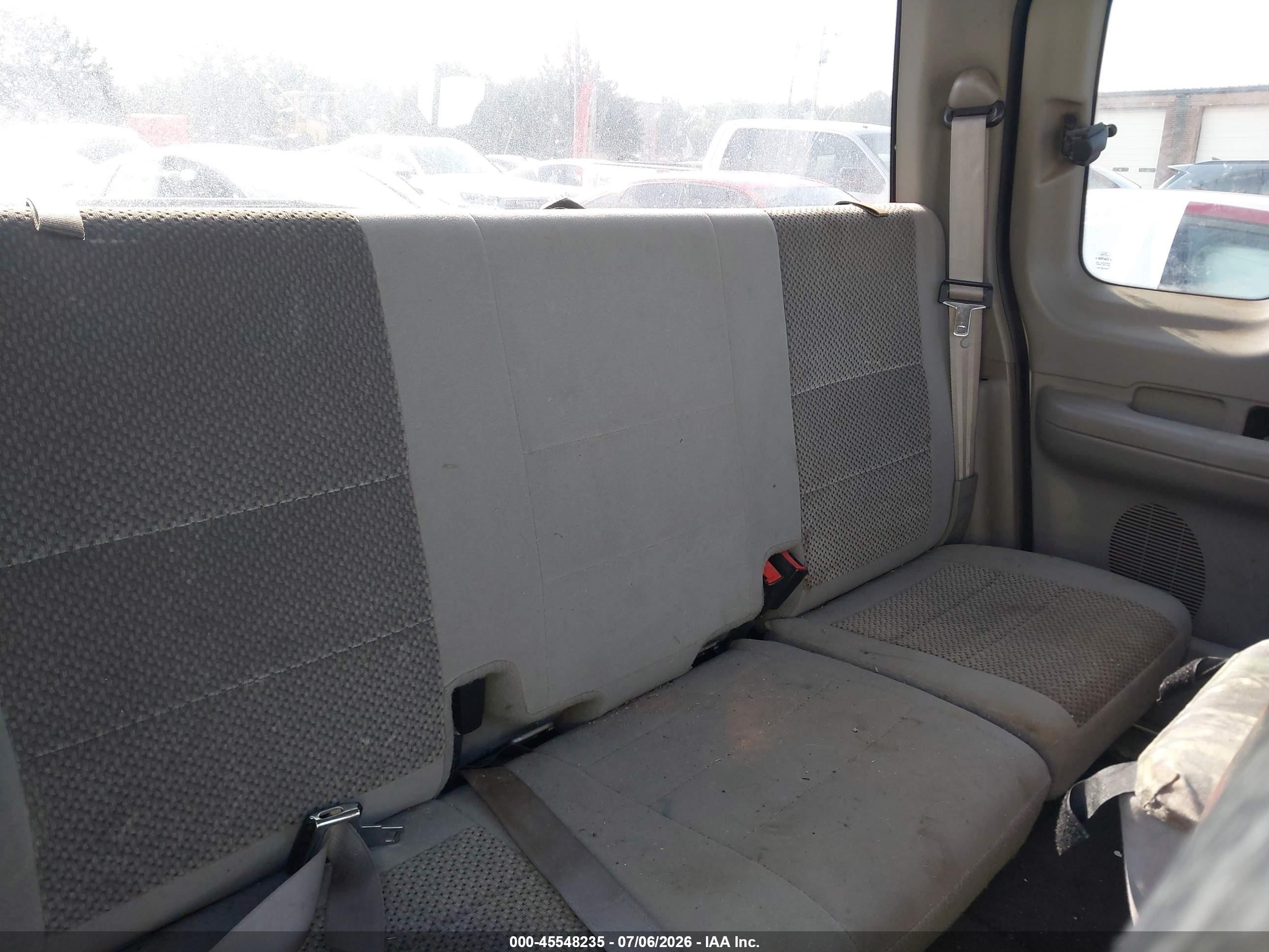 2003 Ford F-150 Lariat/xl/xlt White vin: 1FTRX18L33NB80556
