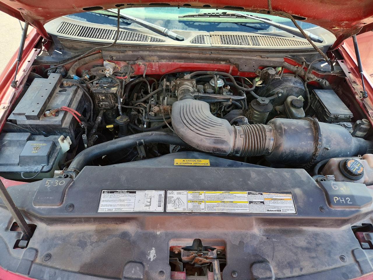 1999 Ford F150 Red vin: 1FTRX18L3XNA54946