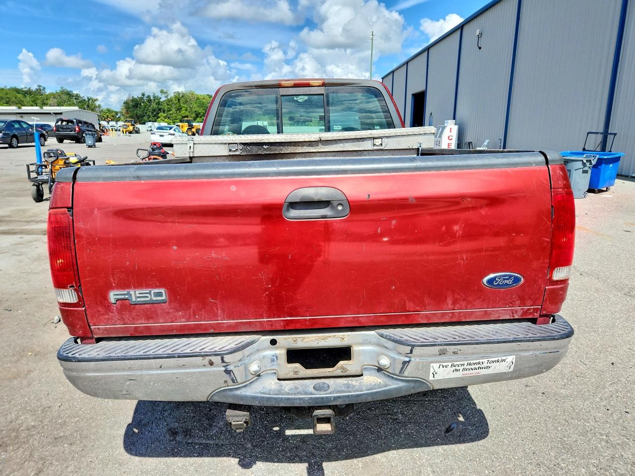 1999 Ford F150 Red vin: 1FTRX18L3XNA54946