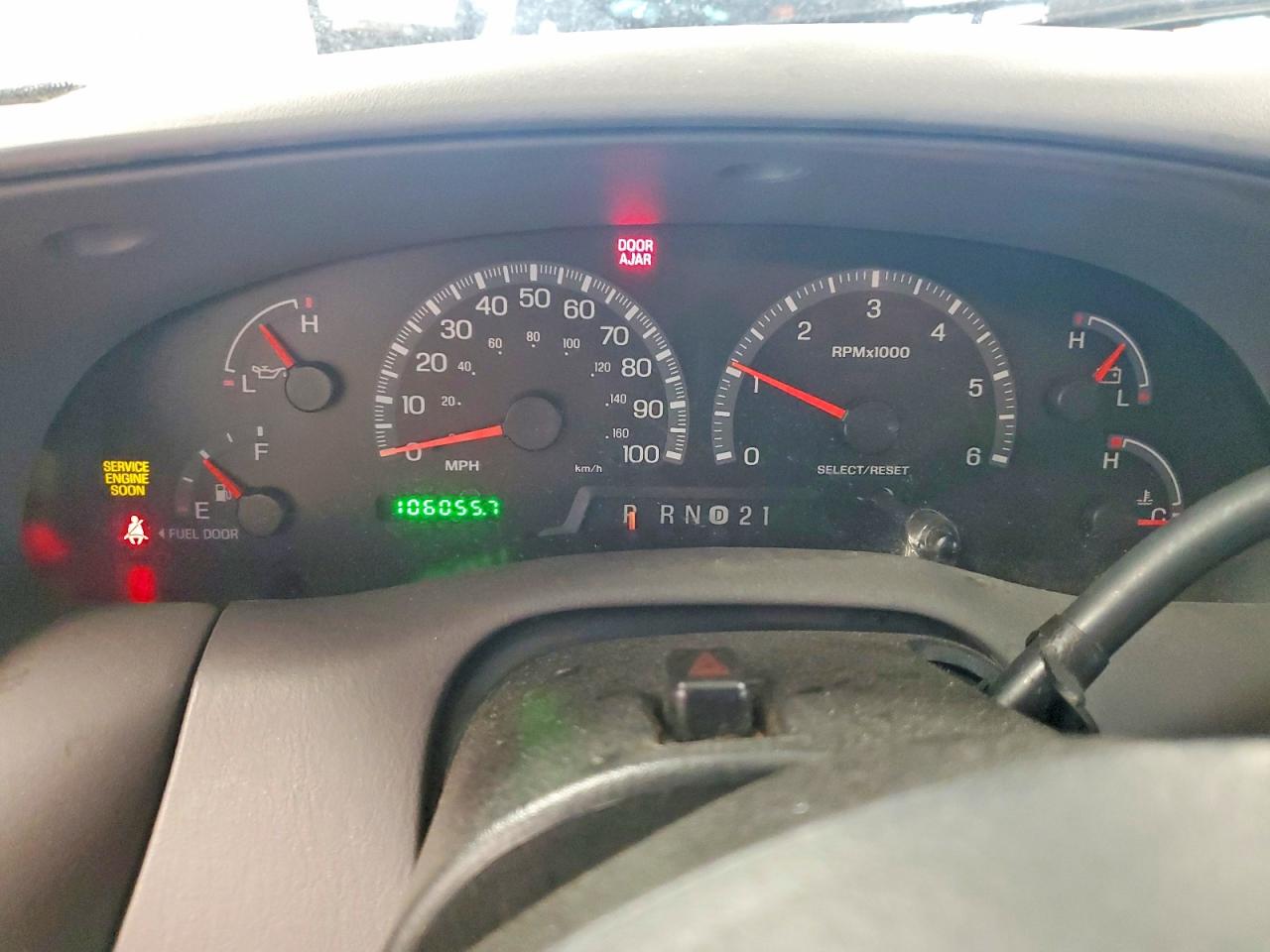 2000 Ford F150 Red vin: 1FTRX18L3YNB65952