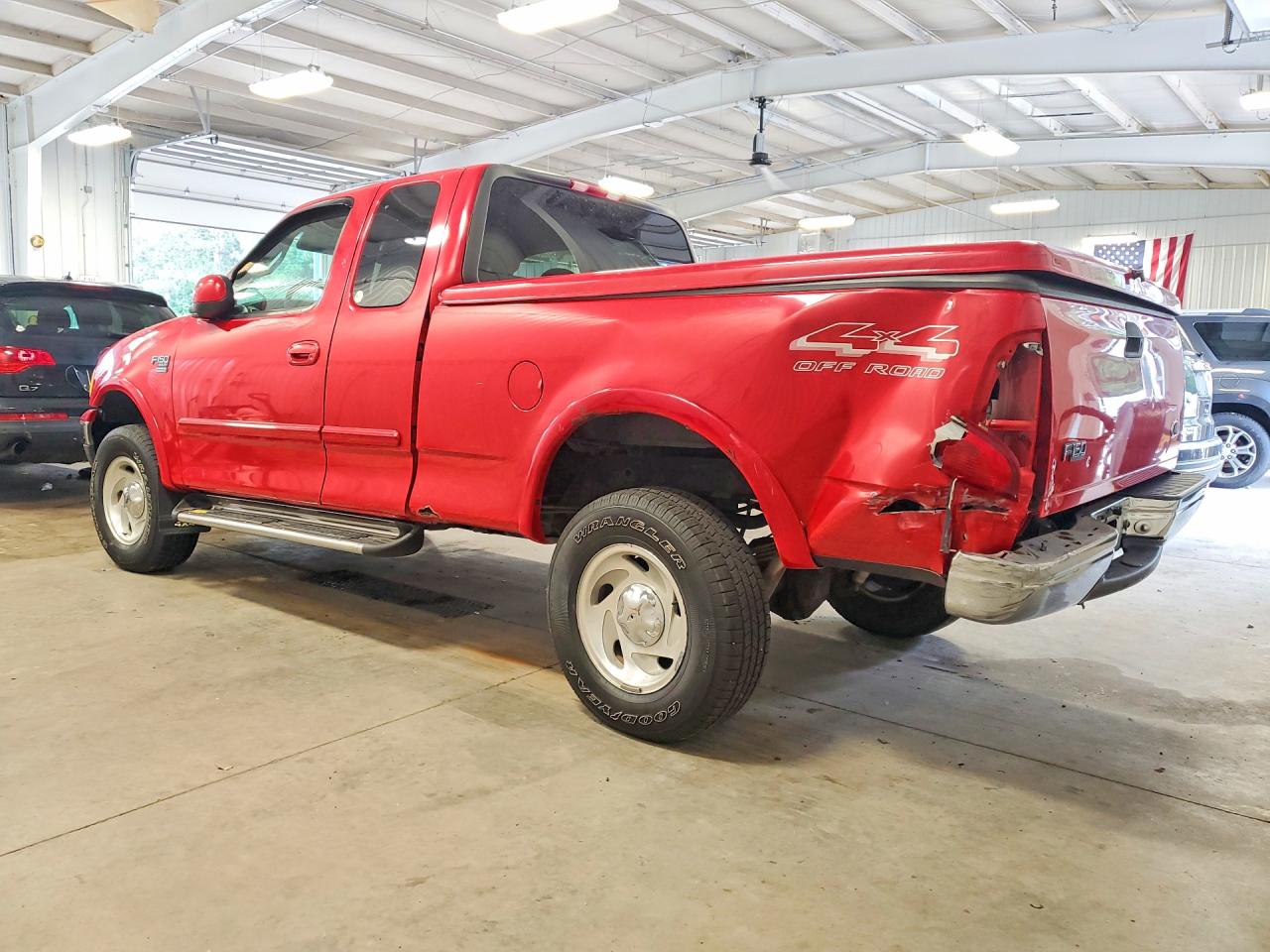 2000 Ford F150 Red vin: 1FTRX18L3YNB65952