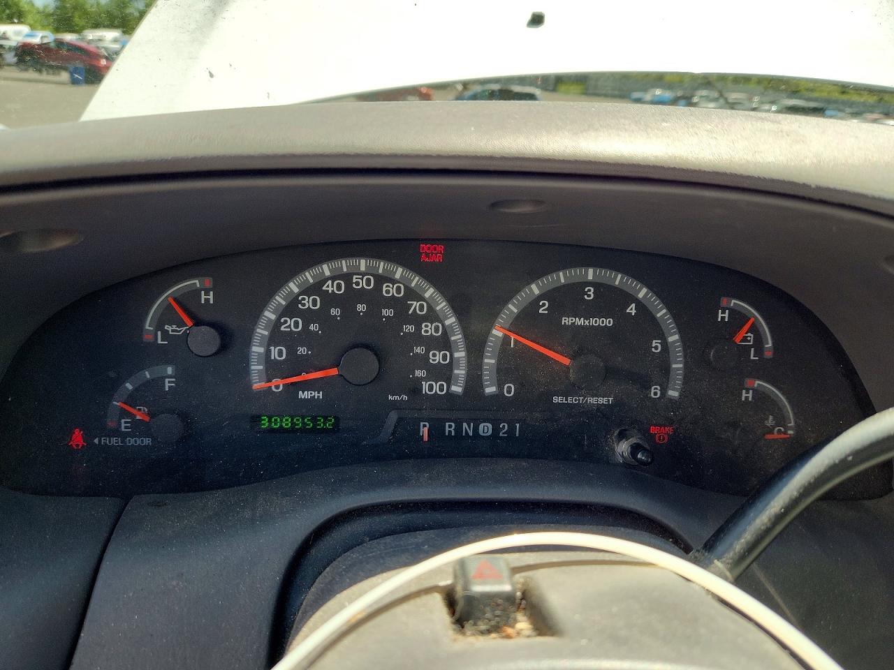 2002 Ford F150 Белый vin: 1FTRX18L42NB43109