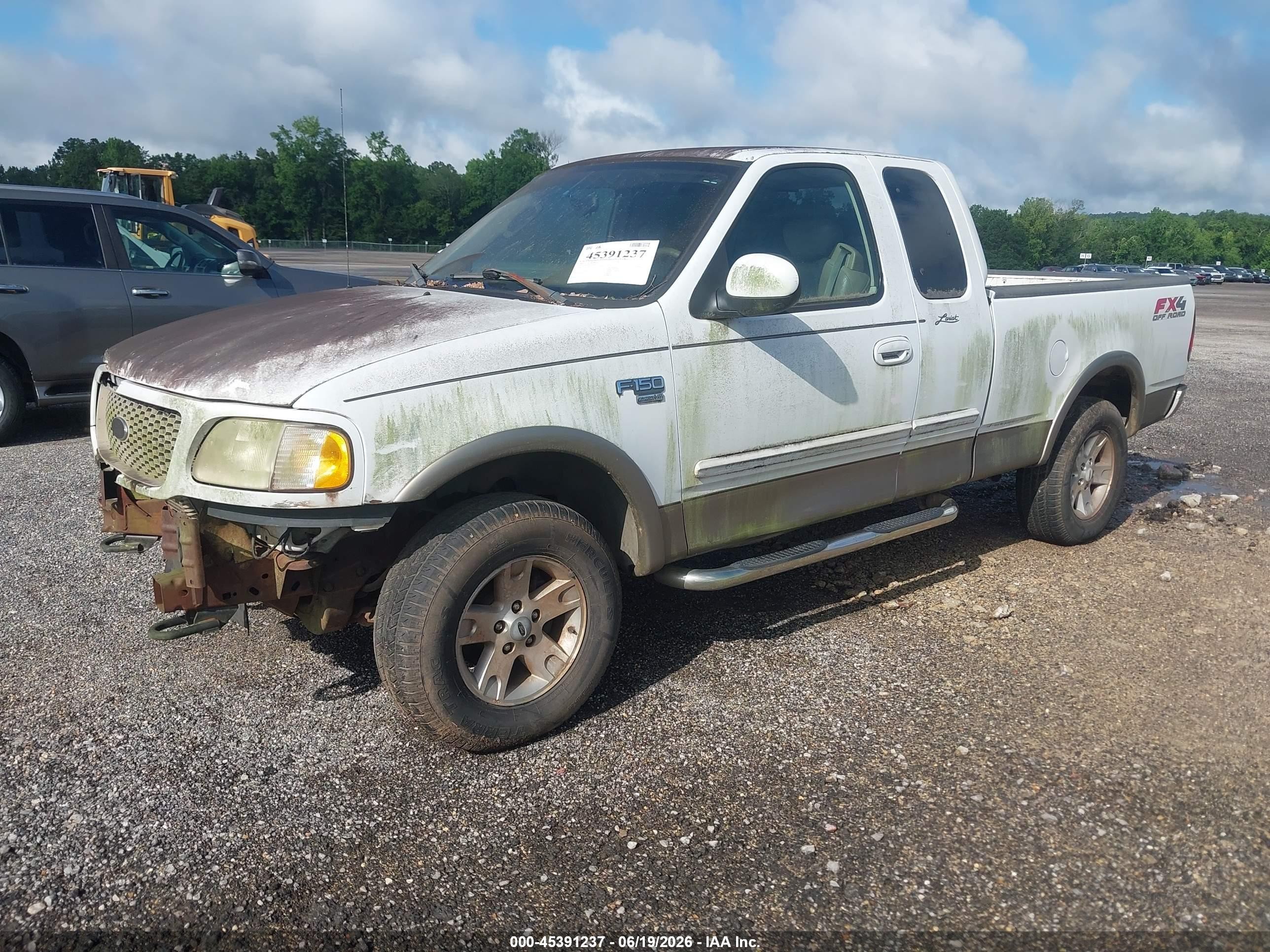 2003 Ford F-150 Lariat/xl/xlt White vin: 1FTRX18L43NB13030