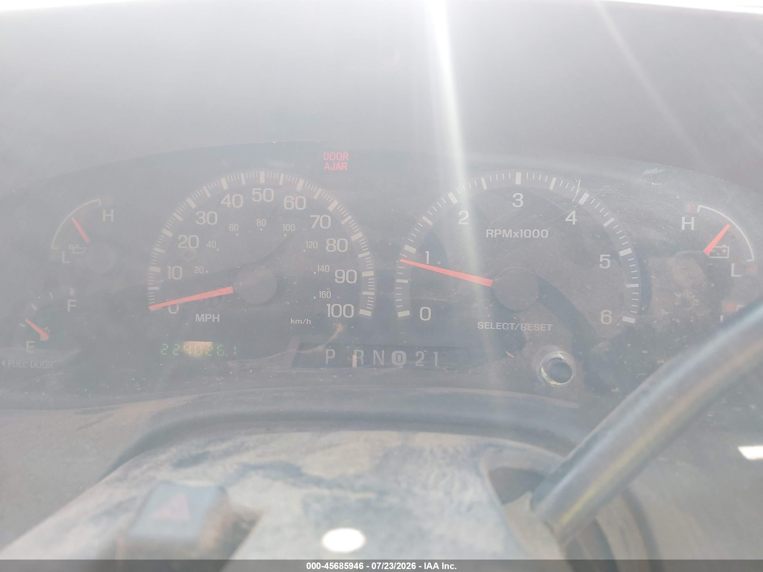 1999 Ford F-150 Lariat/xl/xlt Burgundy vin: 1FTRX18L4XKA15087