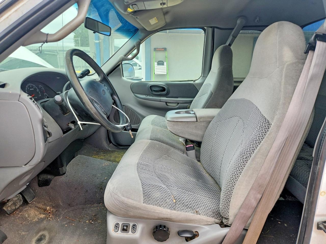 2000 Ford F150 White vin: 1FTRX18L4YKA58734
