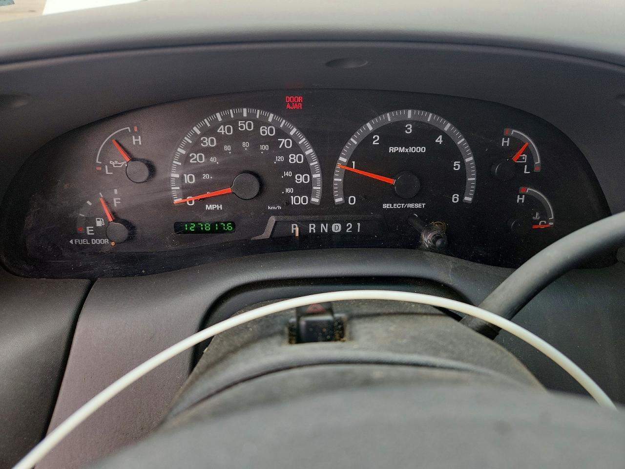 2000 Ford F150 White vin: 1FTRX18L4YKA58734