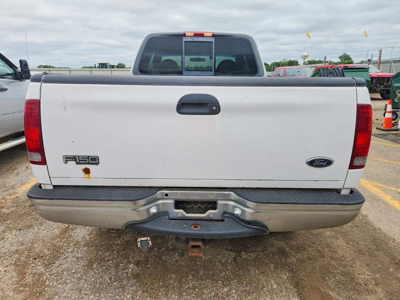 2000 Ford F150 White vin: 1FTRX18L4YKA58734