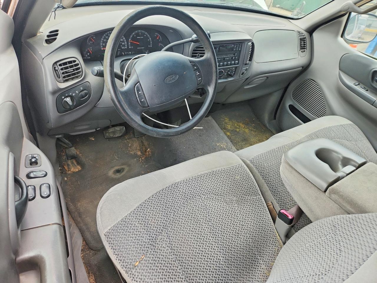 2000 Ford F150 White vin: 1FTRX18L4YKA58734