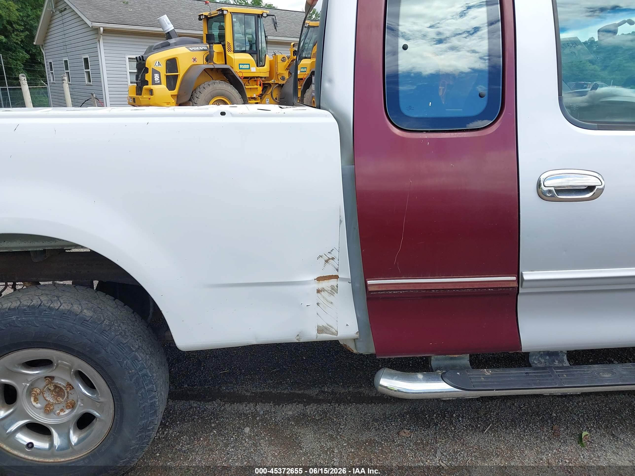 2000 Ford F-150 Lariat/work Series/xl/xlt Silver vin: 1FTRX18L4YNB55916