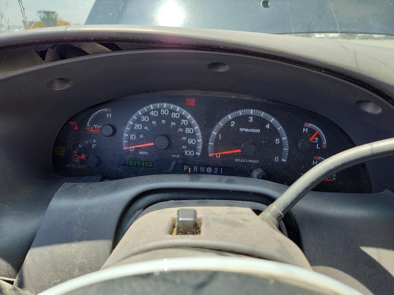 2000 Ford F150 Черный vin: 1FTRX18L4YNB85515
