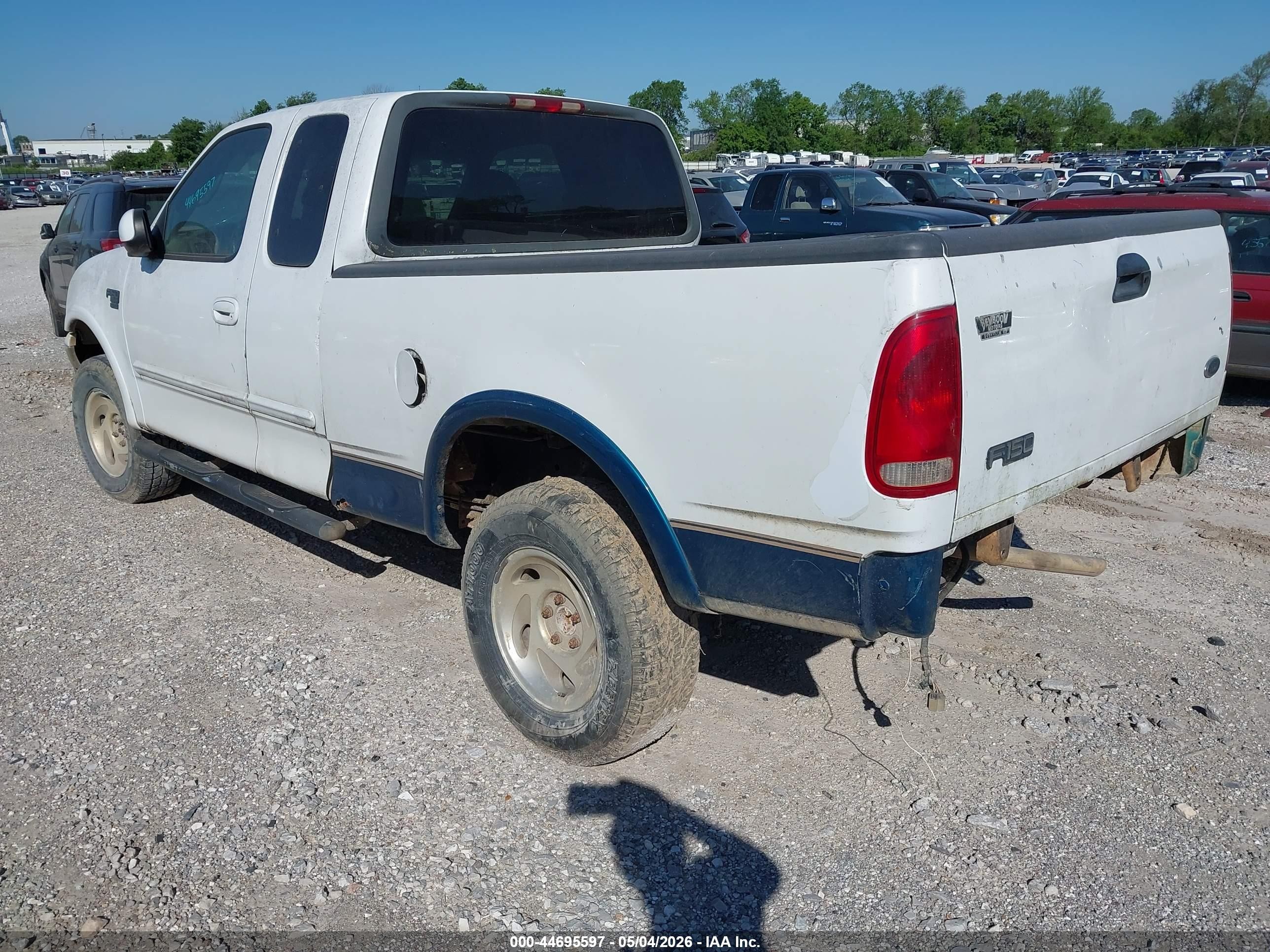 2001 Ford F-150 Lariat/xl/xlt White vin: 1FTRX18L51NA29960
