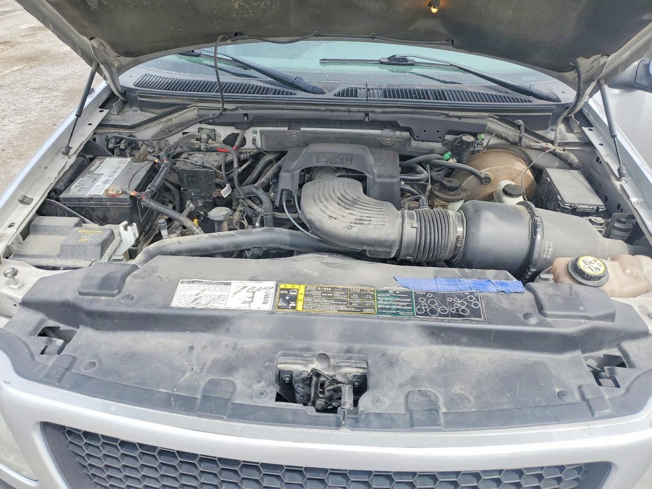 2002 Ford F150 Серебряный vin: 1FTRX18L52NA53841