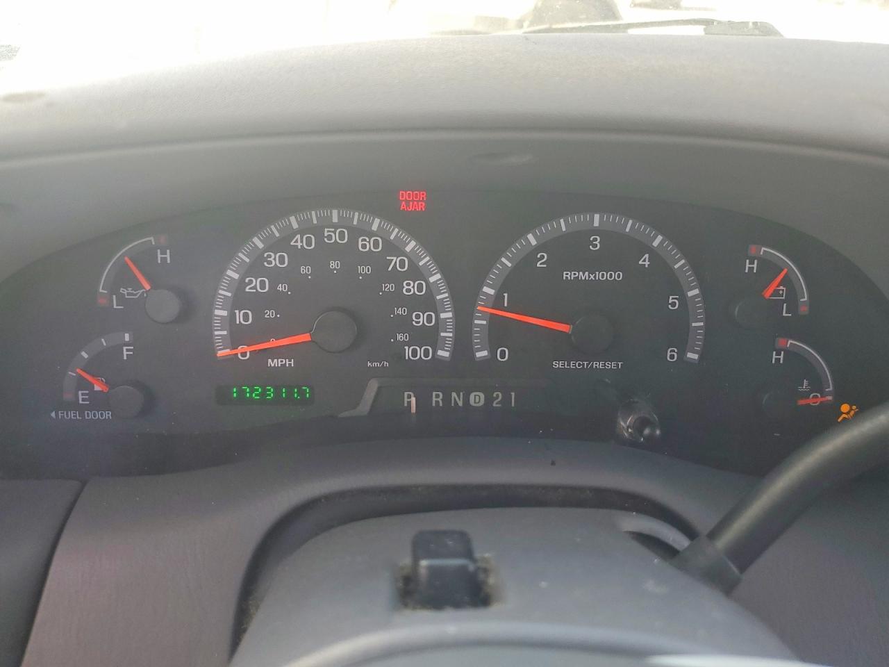 2003 Ford F150 Gray vin: 1FTRX18L53NB87914