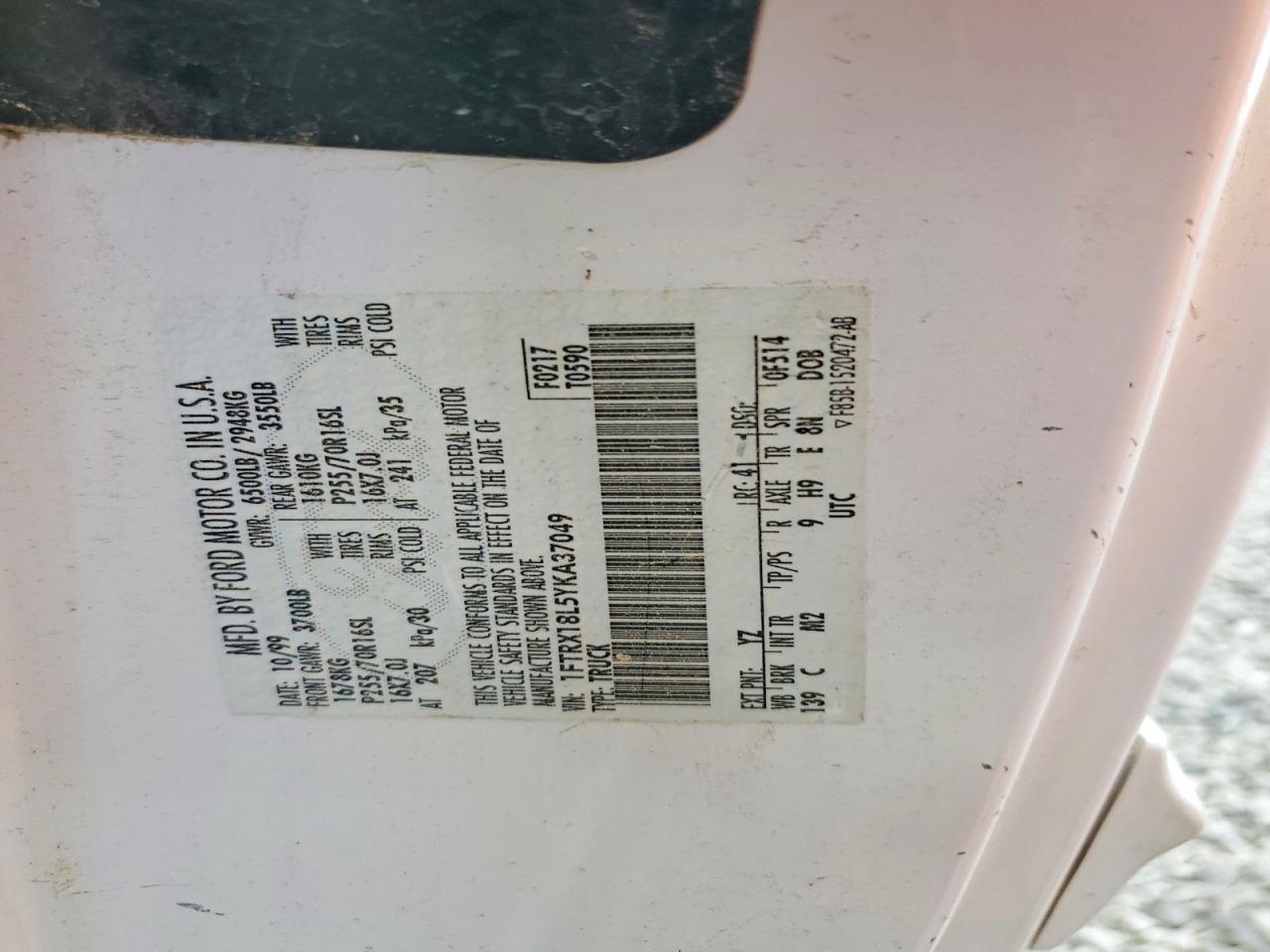 2000 Ford F150 White vin: 1FTRX18L5YKA37049