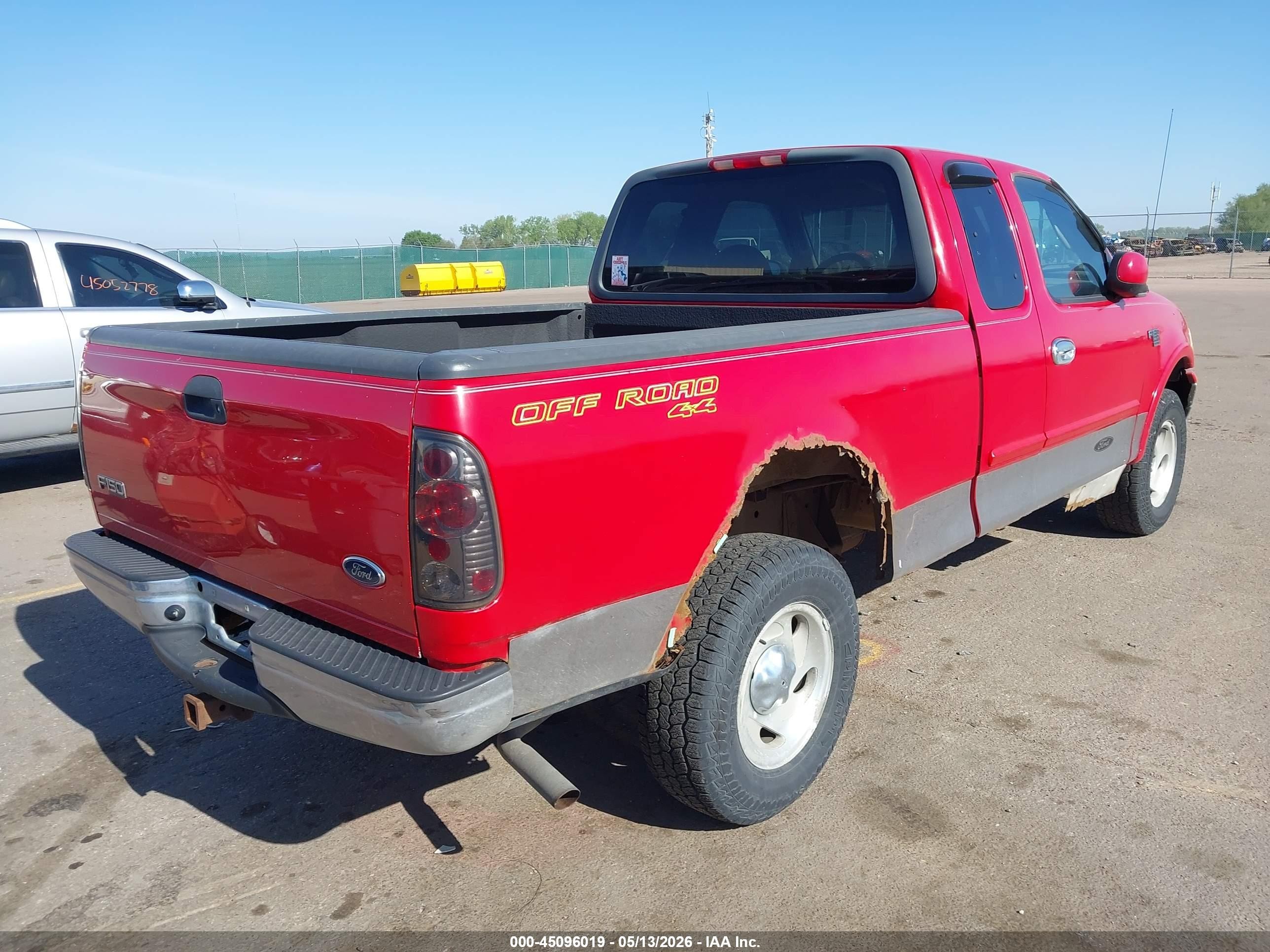 2001 Ford F-150 Lariat/xl/xlt Red vin: 1FTRX18L61KF00533