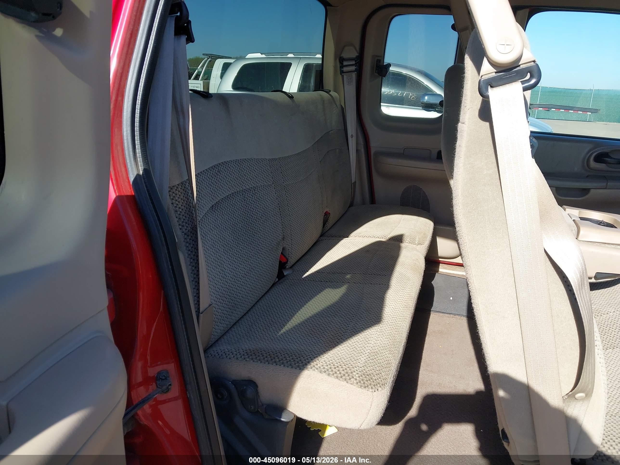 2001 Ford F-150 Lariat/xl/xlt Red vin: 1FTRX18L61KF00533