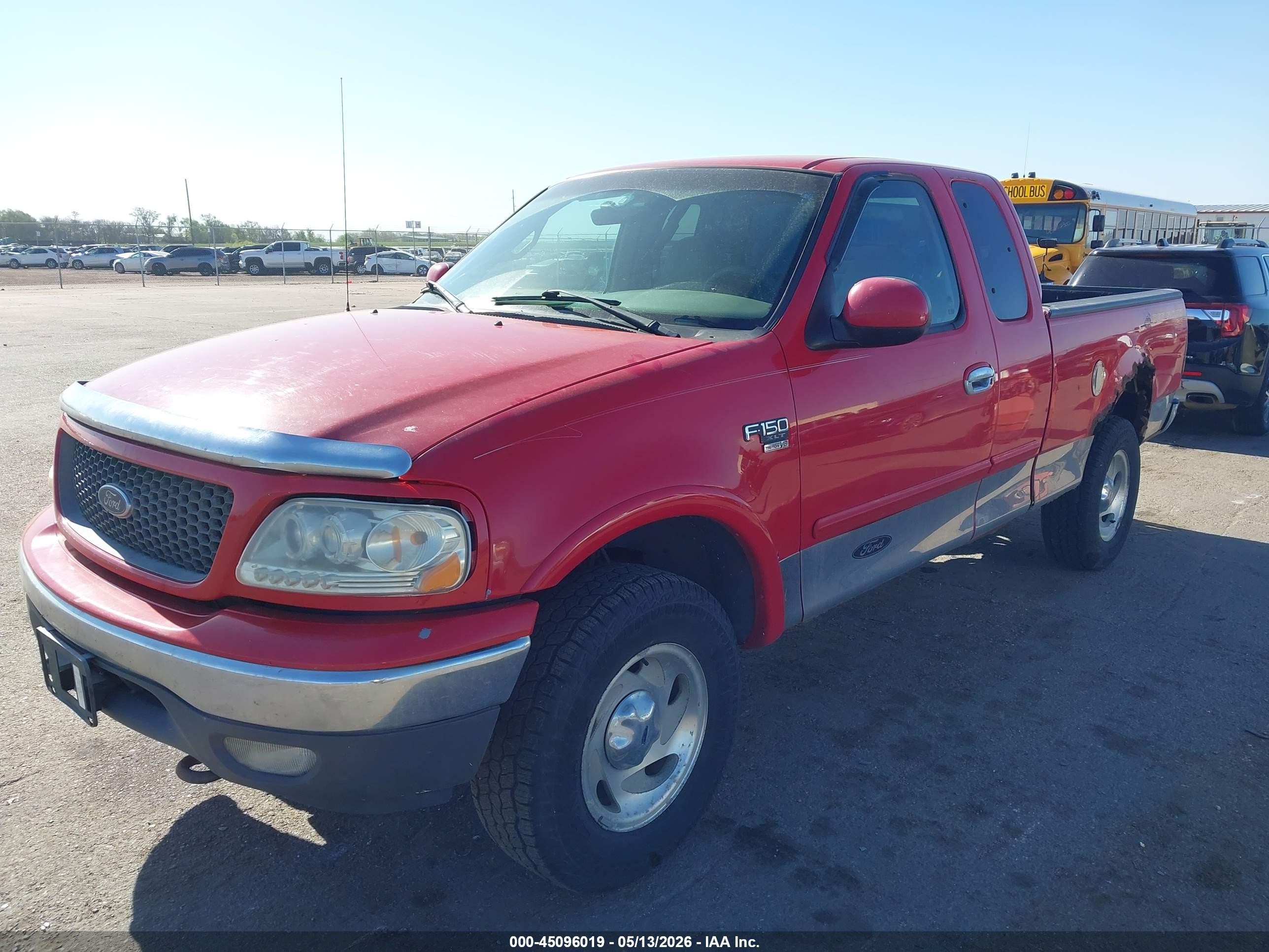 2001 Ford F-150 Lariat/xl/xlt Red vin: 1FTRX18L61KF00533