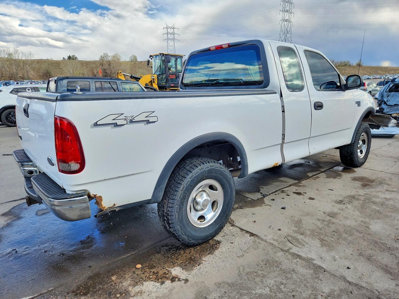 2001 Ford F150 White vin: 1FTRX18L61NB80208