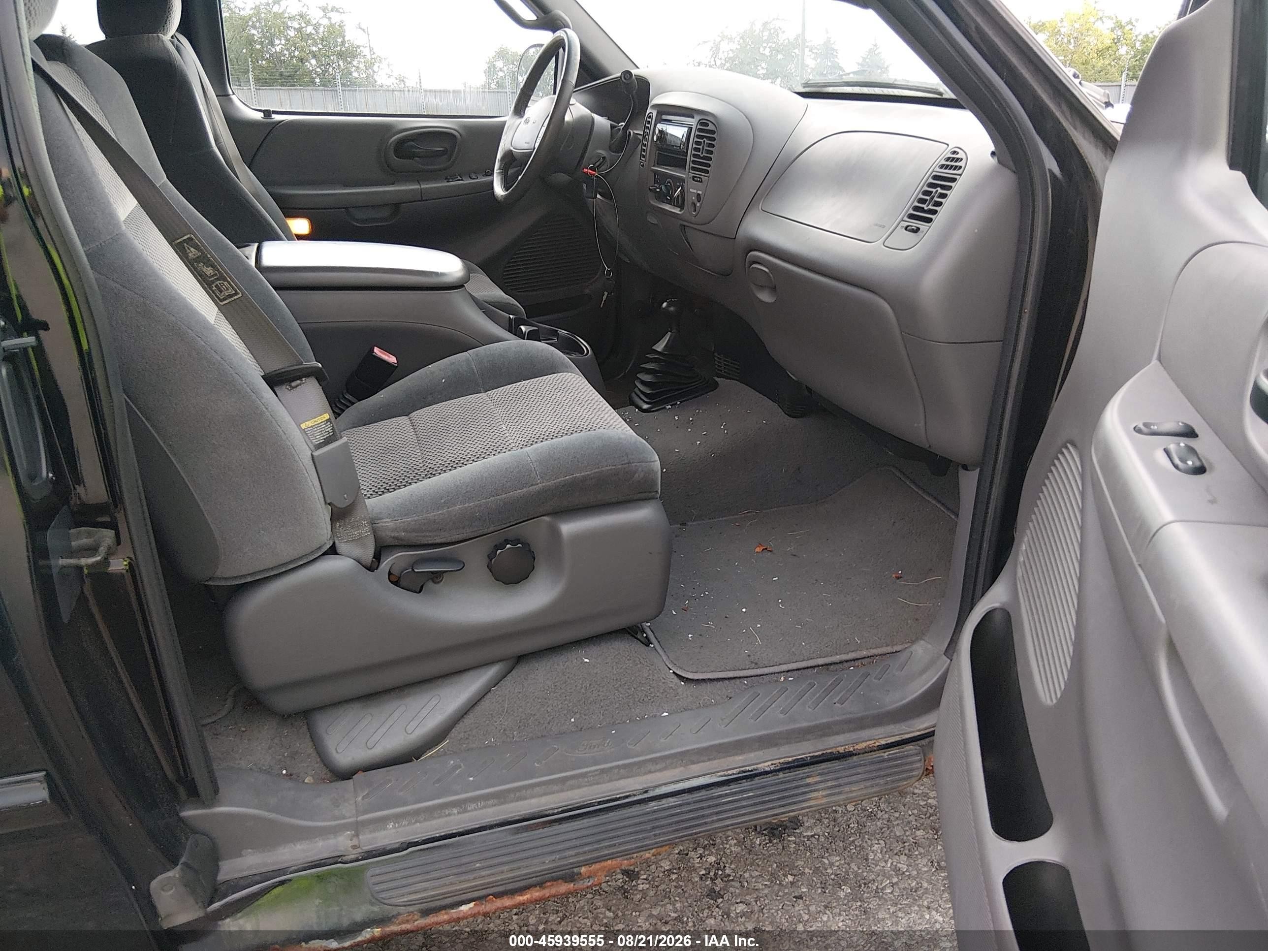 2002 Ford F150   Черный vin: 1FTRX18L62NA18094