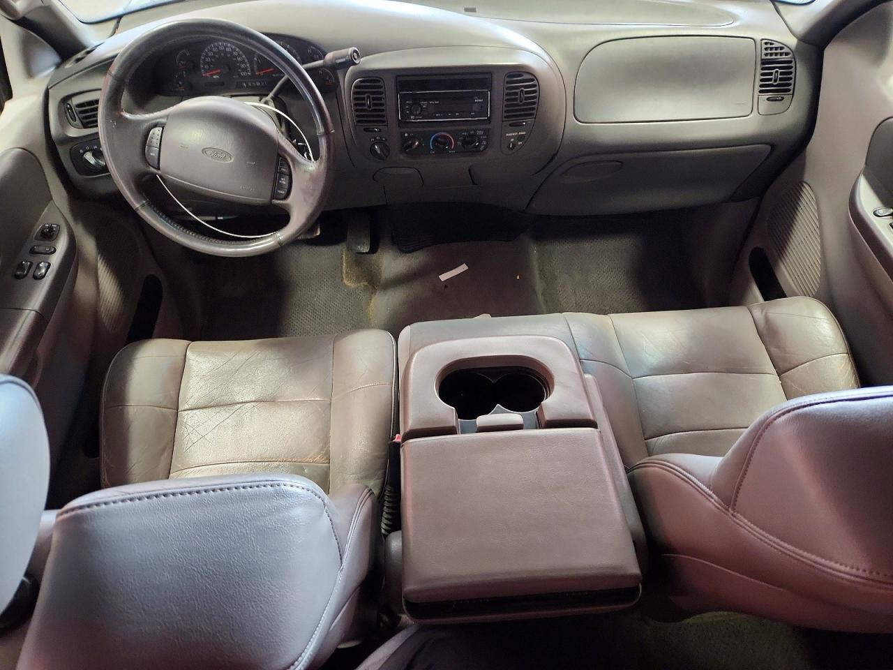 2002 Ford F150 White vin: 1FTRX18L62NA64265