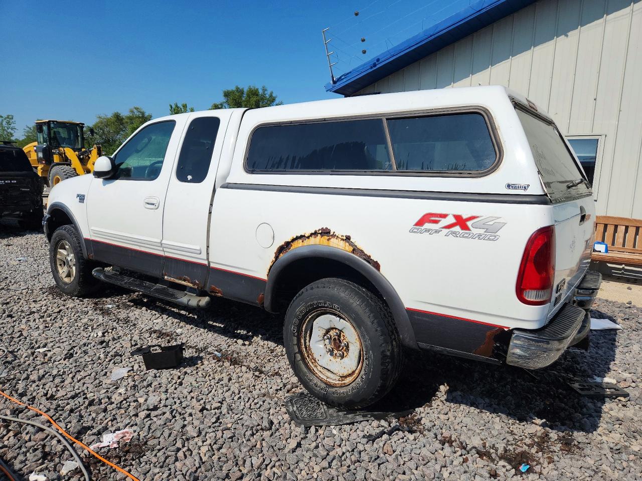 2003 Ford F150 White vin: 1FTRX18L63NA87028