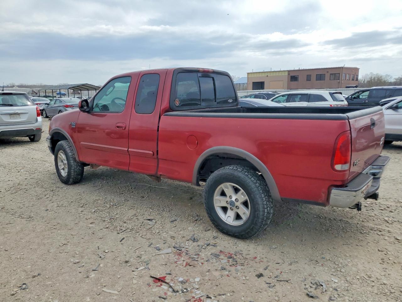 2002 Ford F150 Red vin: 1FTRX18L72NB68649