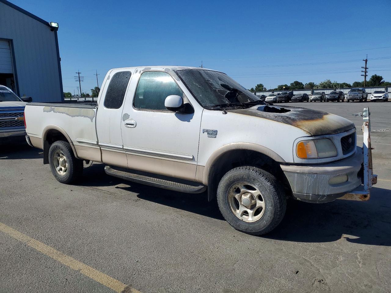 1998 Ford F150 White vin: 1FTRX18L7WKC12043