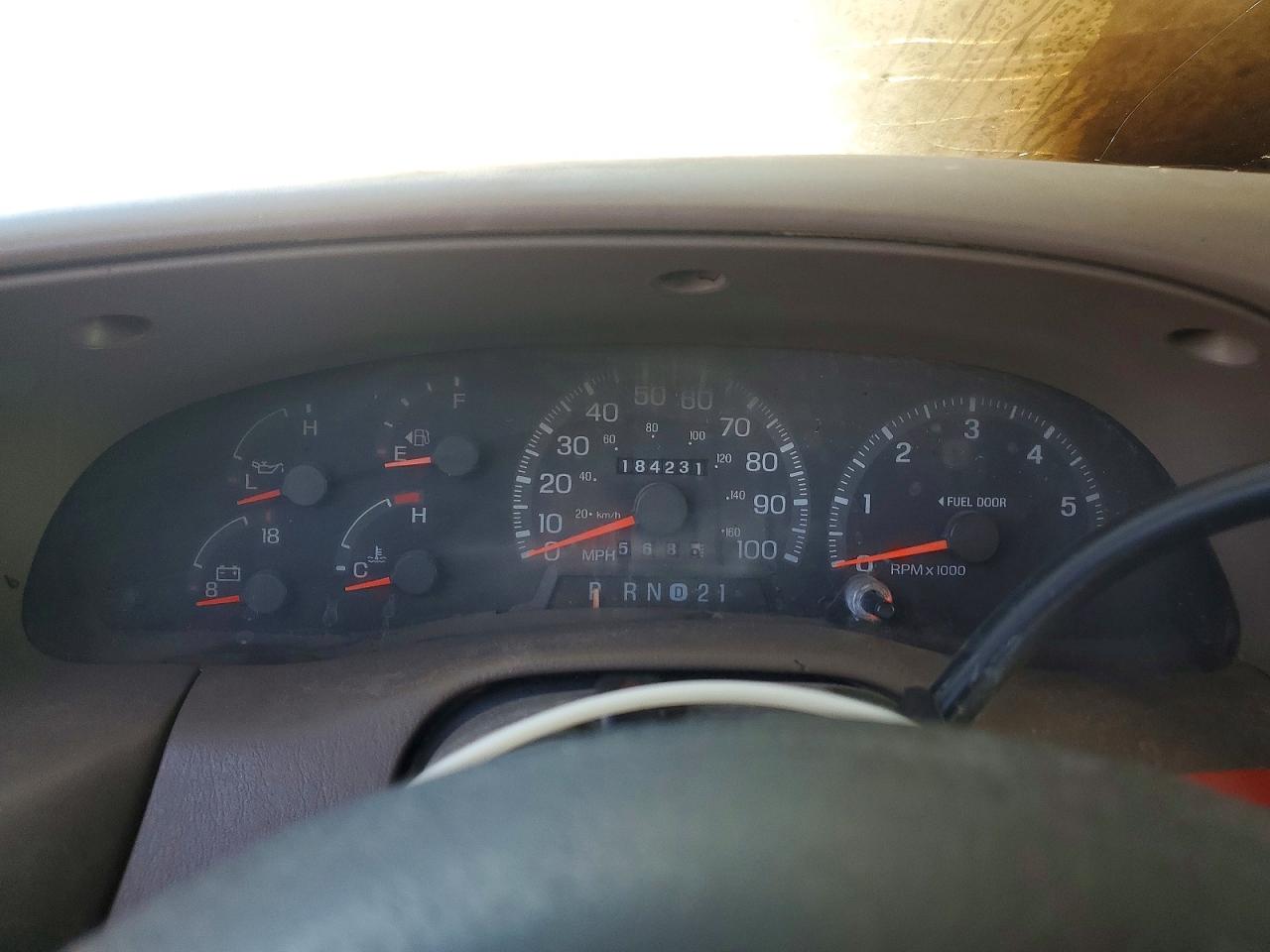 1998 Ford F150 White vin: 1FTRX18L7WKC12043