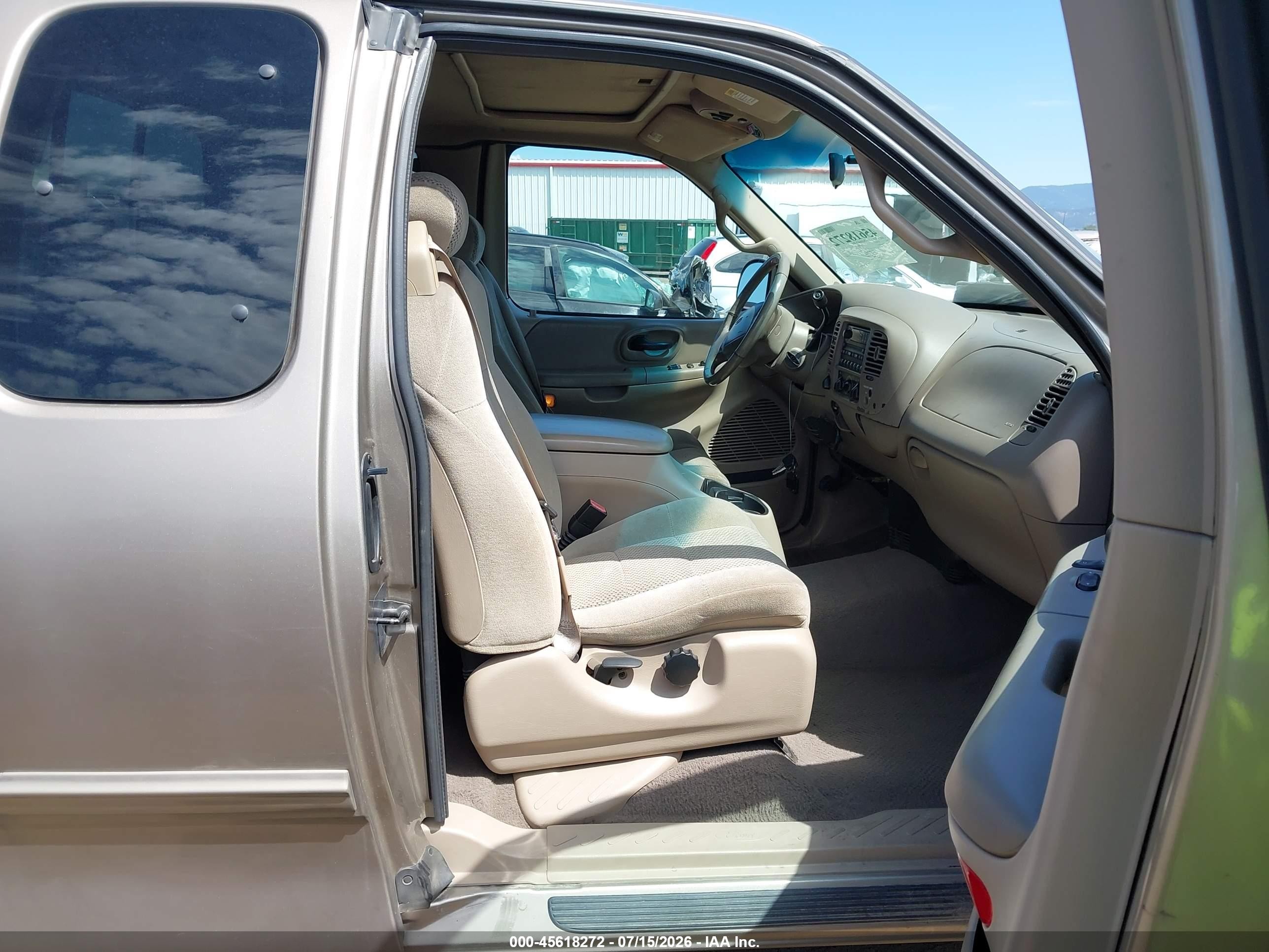 2001 Ford F-150 Lariat/xl/xlt Коричневый vin: 1FTRX18L81KF81163