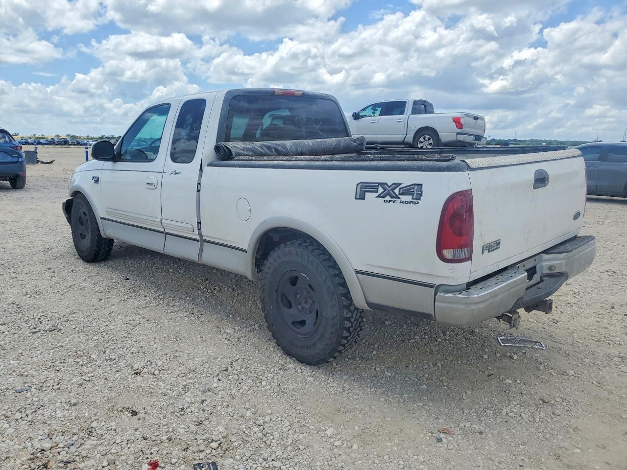 1999 Ford F150 White vin: 1FTRX18L9XKB92377