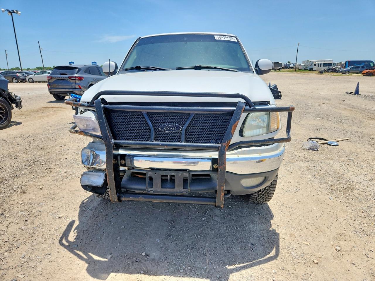 2000 Ford F150 White vin: 1FTRX18L9YKA12056