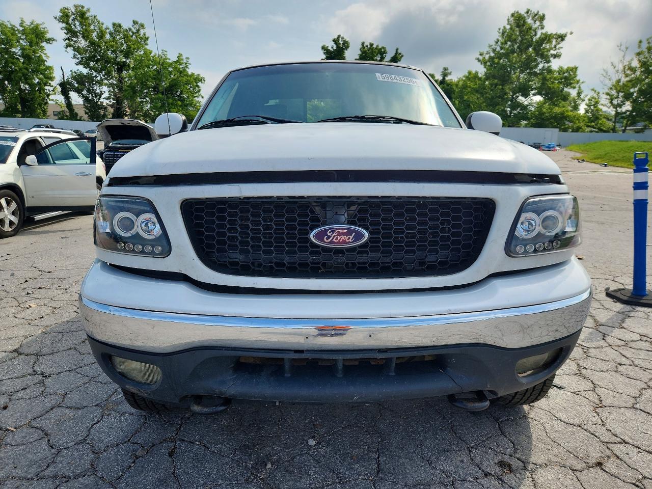 2001 Ford F150 Белый vin: 1FTRX18LX1KB43938