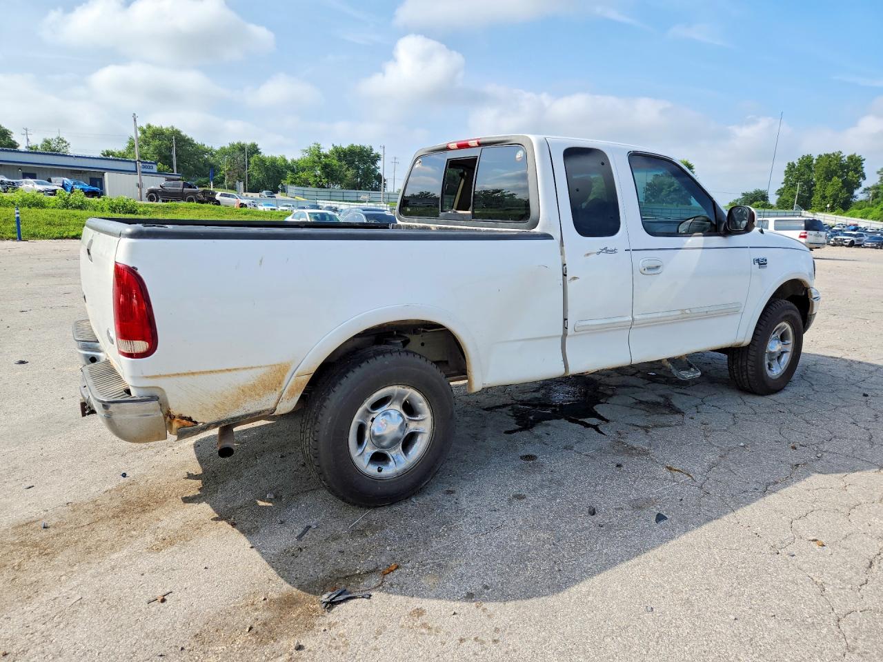 2001 Ford F150 Белый vin: 1FTRX18LX1KB43938
