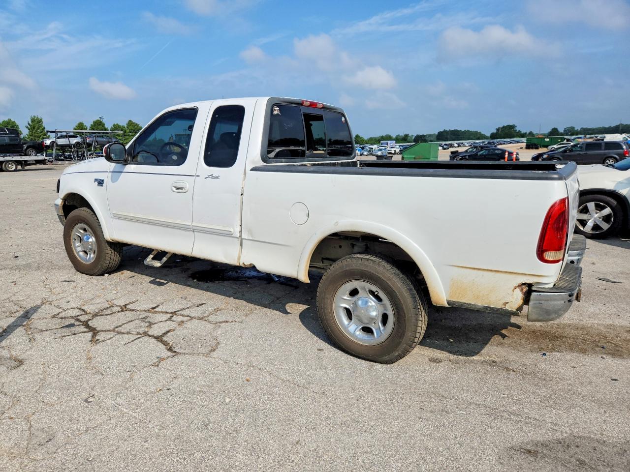 2001 Ford F150 Белый vin: 1FTRX18LX1KB43938