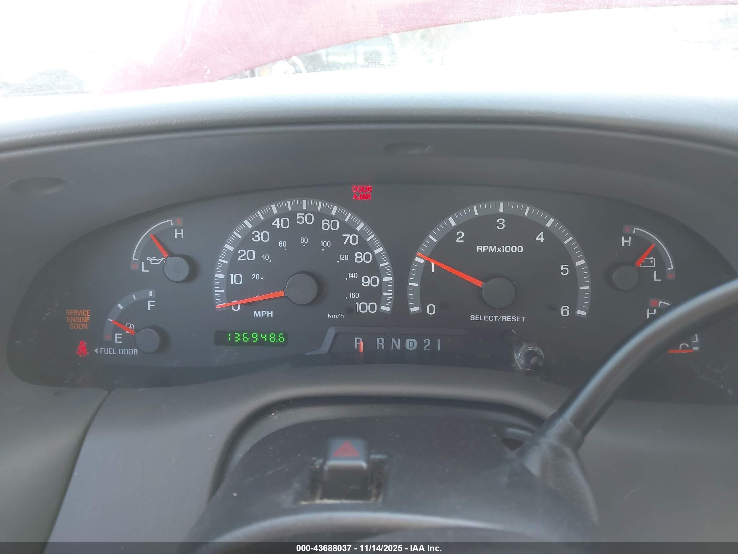 2003 Ford F-150 Lariat/xl/xlt Красный vin: 1FTRX18W03NB70982