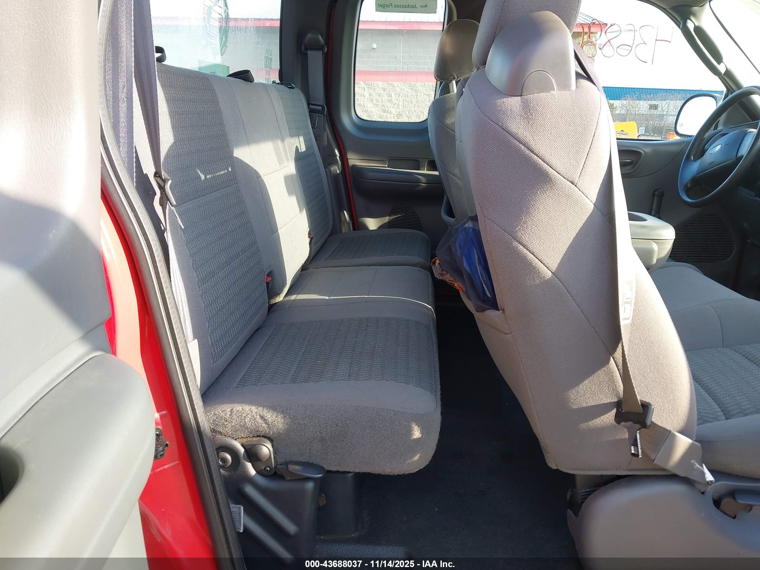 2003 Ford F-150 Lariat/xl/xlt Красный vin: 1FTRX18W03NB70982