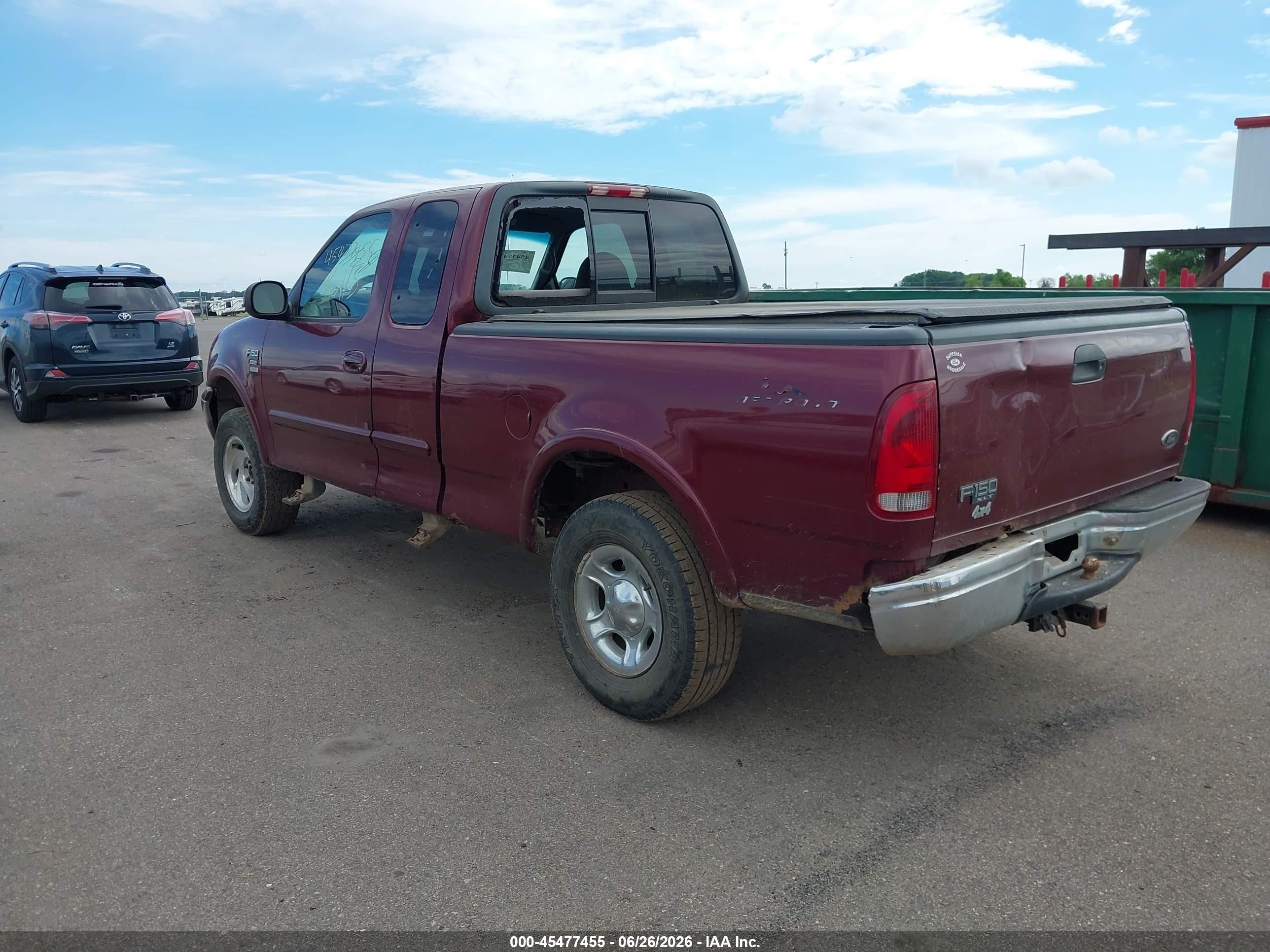 1999 Ford F-150   Red vin: 1FTRX18W2XKA05183