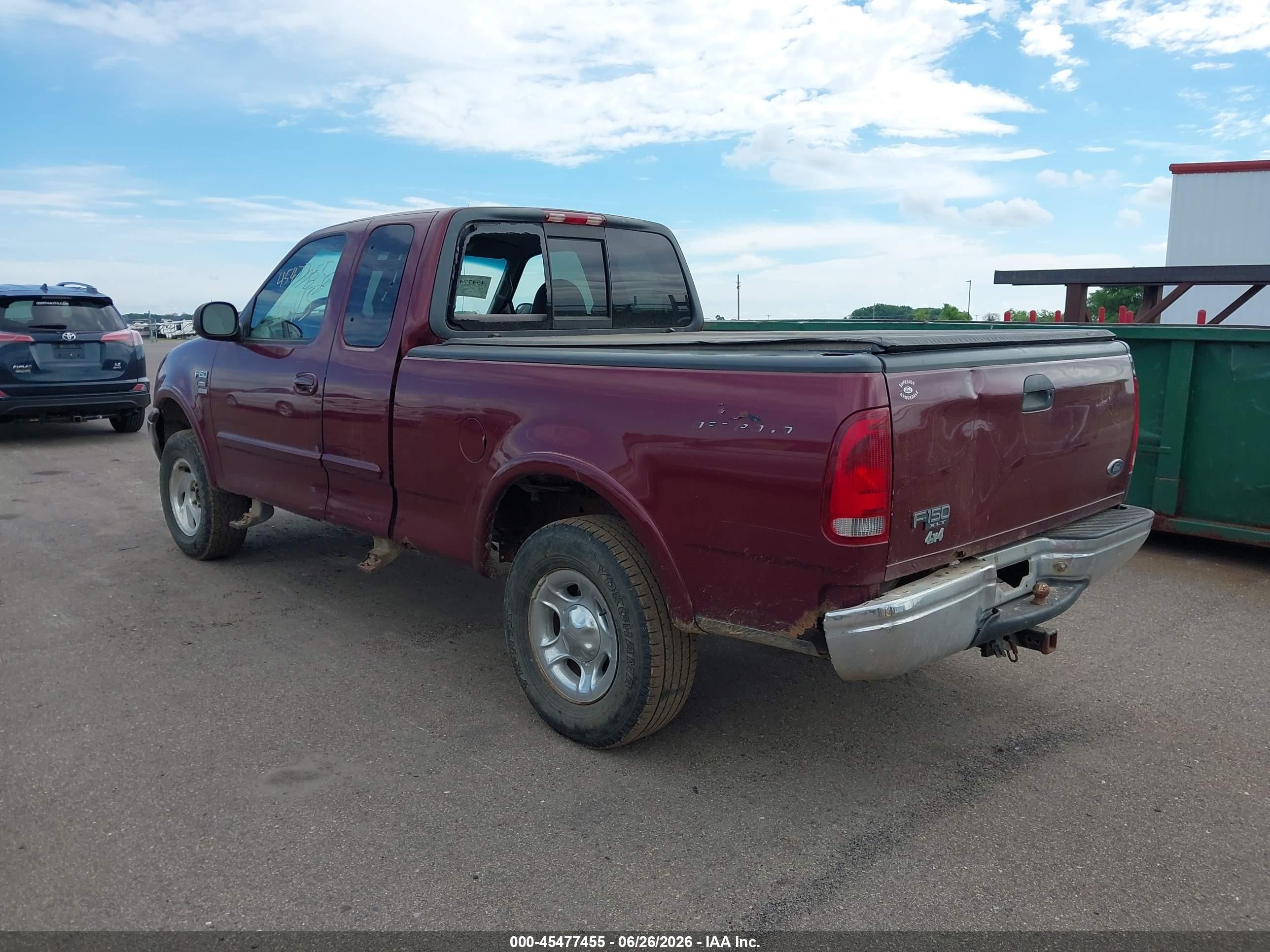 1999 Ford F-150   Red vin: 1FTRX18W2XKA05183