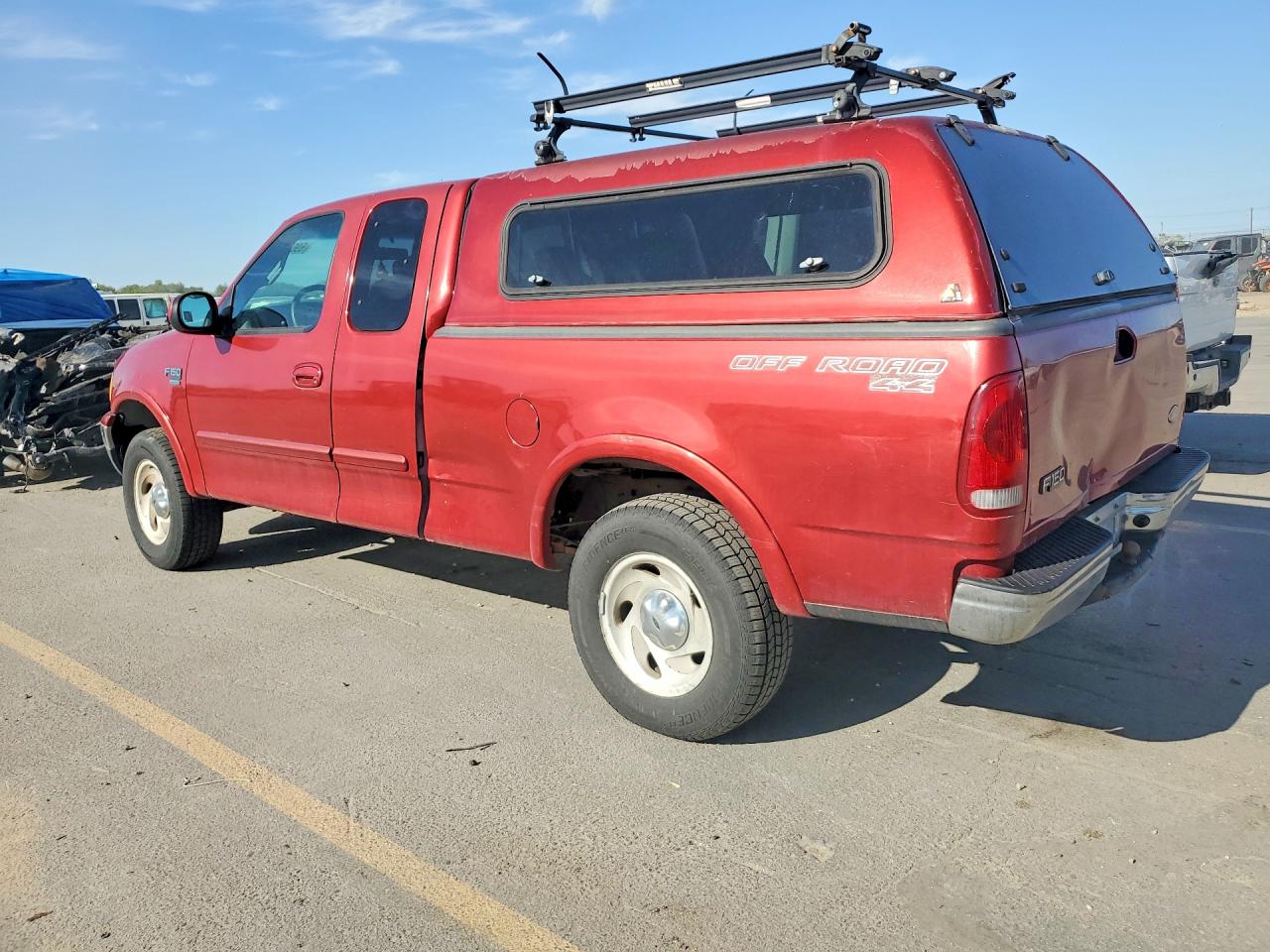 2001 Ford F150 Red vin: 1FTRX18W31NA88984